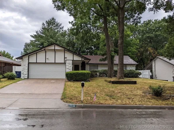 7732 S 69th East Pl, Tulsa, OK 74133