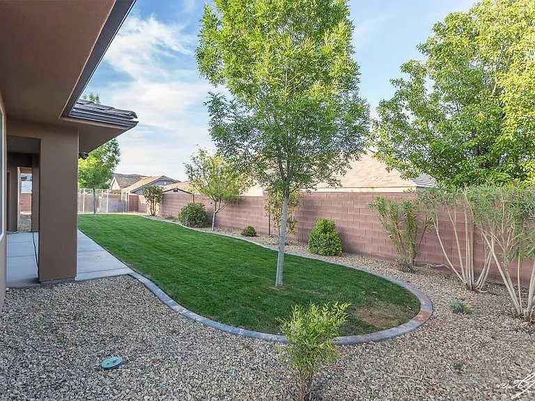 422 N 3450 W — Photo 12