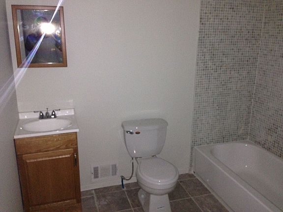 3rd image of 2046 N 20th St