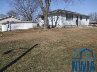 1302 N Seneca St, Storm Lake, IA 50588