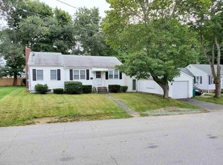21 Mason St, Hampton, NH 03842