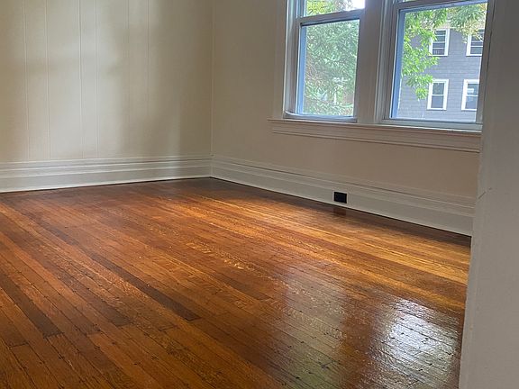 4th image of 59 Nelson St Unit 1