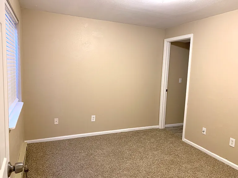 1700 Erin Ct #B — Photo 20