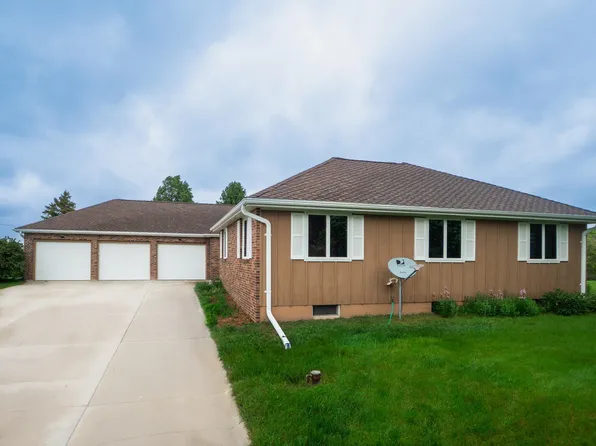 902 N 37th St, Norfolk, NE 68701