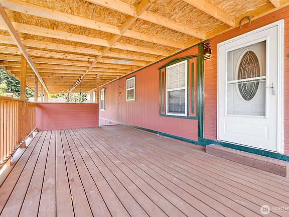 4th image of 7511 188th Street Ct E #32
