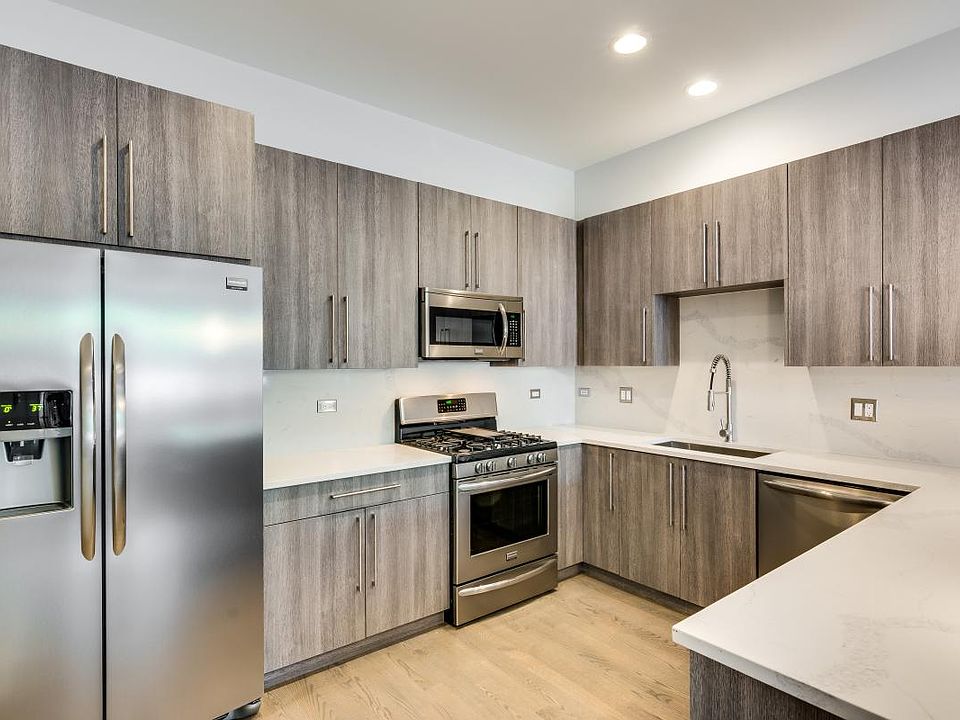 1st image of 2351 N Seeley Ave #1B