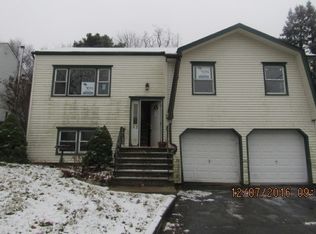 27 Amendola Dr, Netcong, NJ 07857