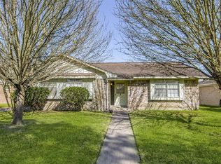 10123 Kirkdale Dr, Houston, TX 77089