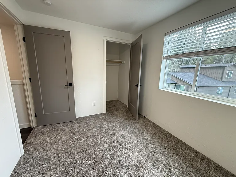 1002 Ash St #1032 — Photo 10
