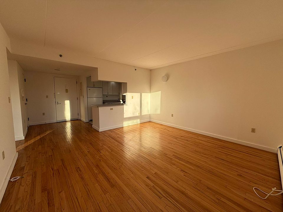1st image of 65-65 Wetherole St #5D