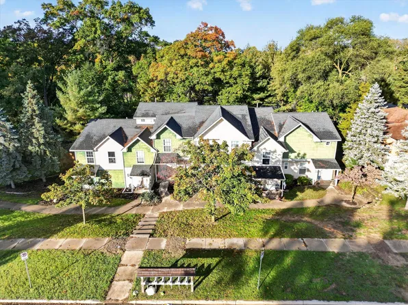 2951 Vineland Ave SE, Grand Rapids, MI 49508