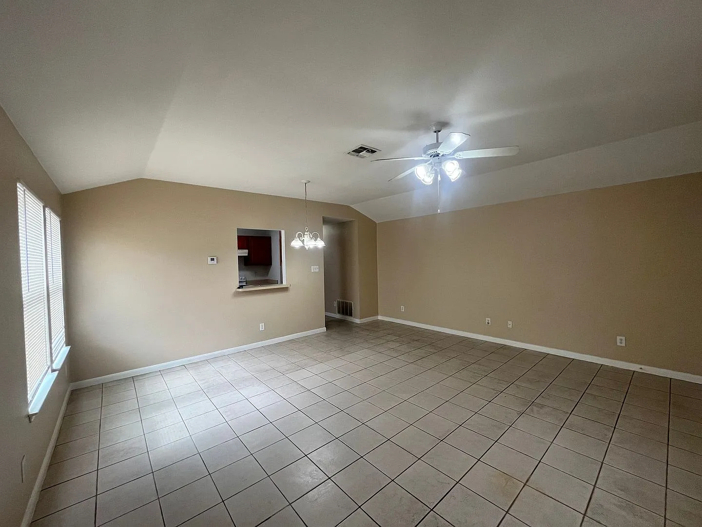 7703 Chatsworth, San Antonio, TX. 78250 — Photo 4