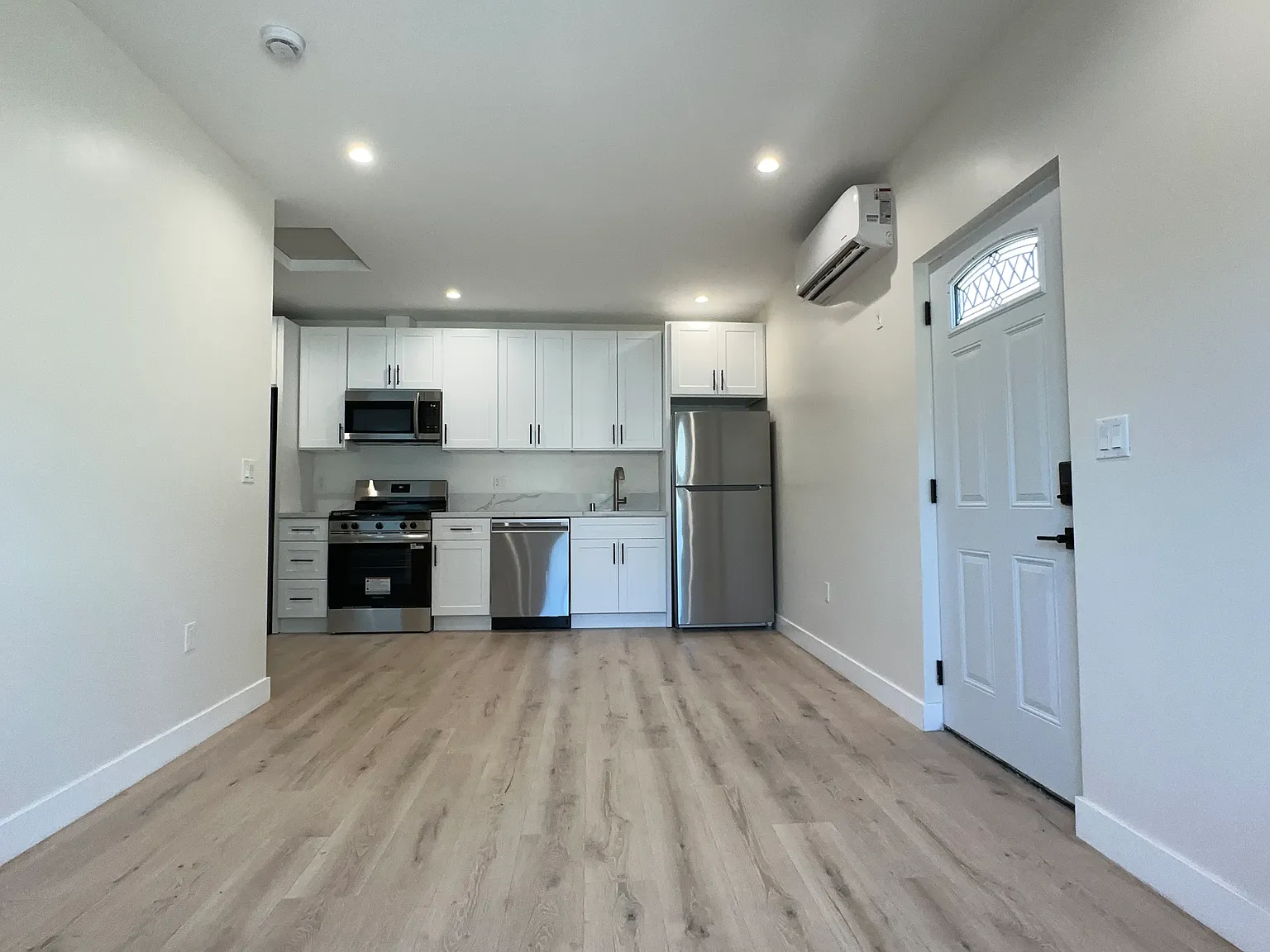 1 bed, 520 sqft, $2,095 — Photo 1