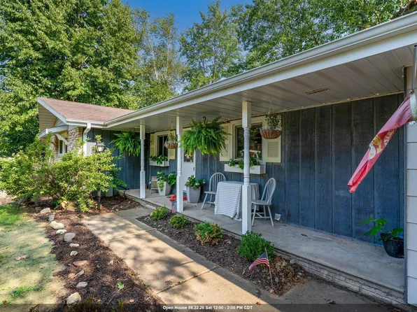 313 W Highland Dr, Oconto Falls, WI 54154