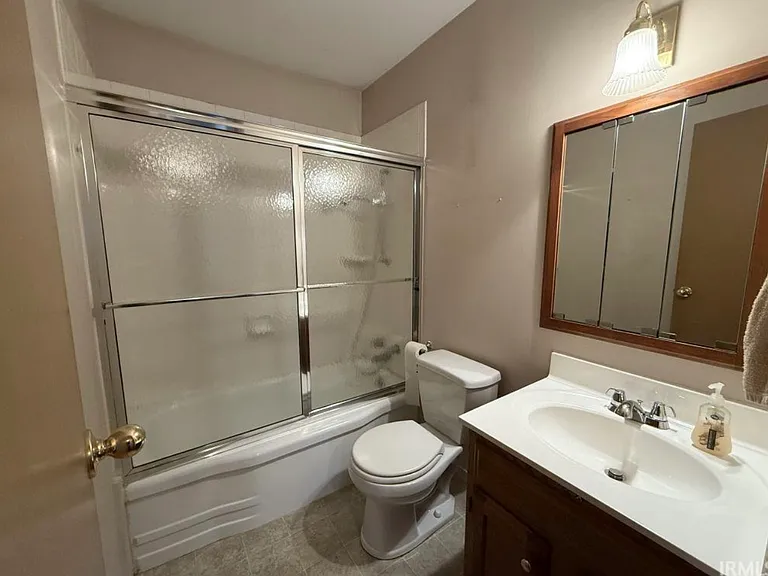 2547 Birk Dr — Photo 9