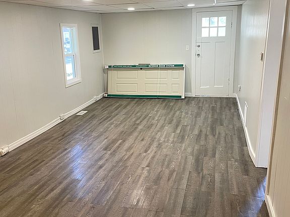 2nd image of 3319 Waalkes St