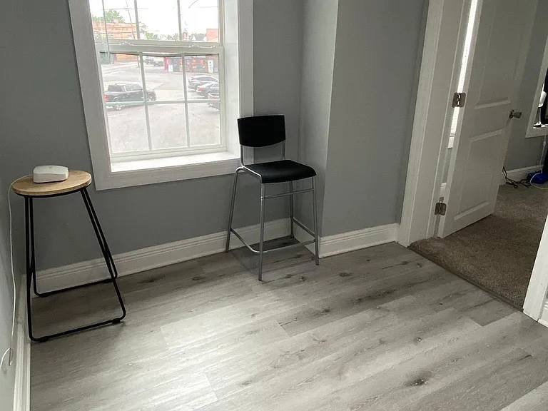 522 W King St — Photo 47