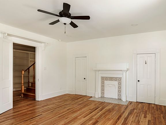 3rd image of 306 Covington St