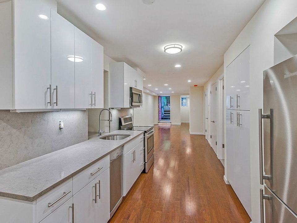 1st image of 331 E 89th St APT B