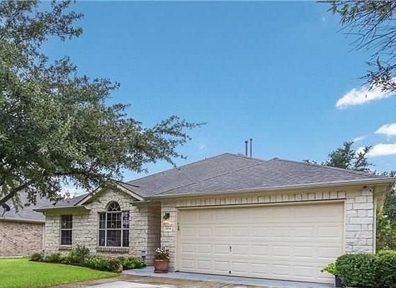 3rd image of 1014 Downridge Dr