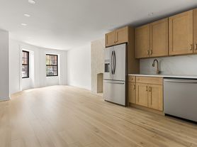 655 Decatur St, Brooklyn, NY
