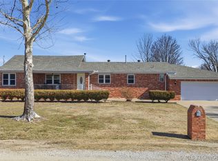 14860 N 253rd Rd, Okmulgee, OK 74447
