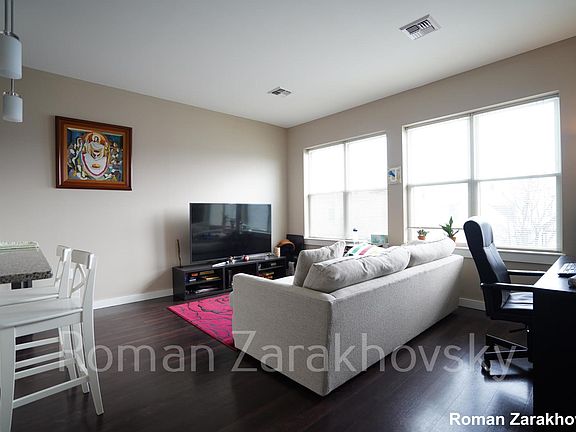 2nd image of 38 Bonair St #500
