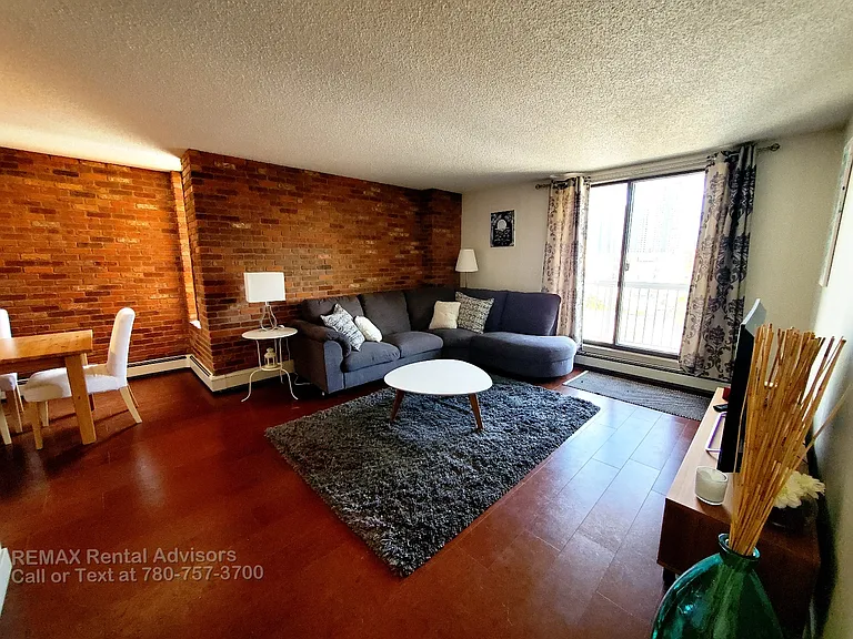 10145 109th St NW #601 — Photo 5