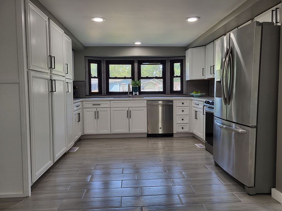 1st image of 213 Northshore Rd #84