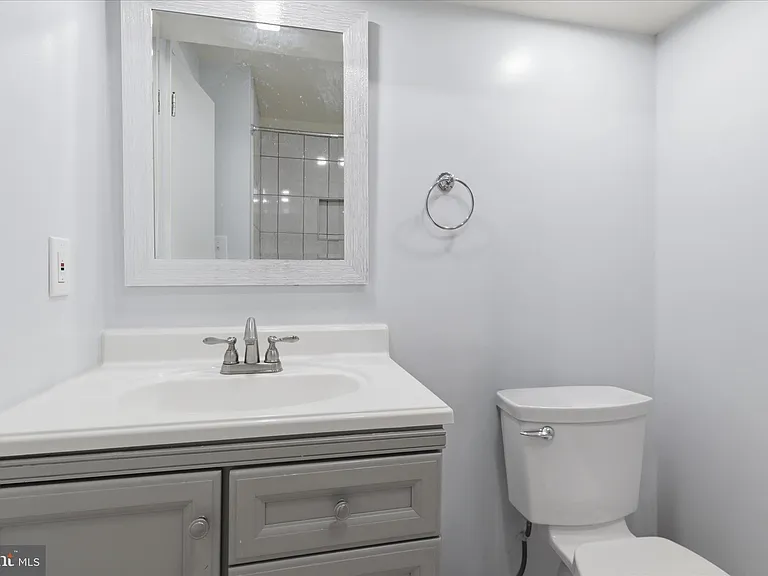 111 Connery Ter SW — Photo 18