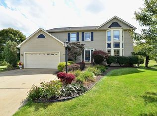 75 Firethorn Rd, Baden, PA 15005