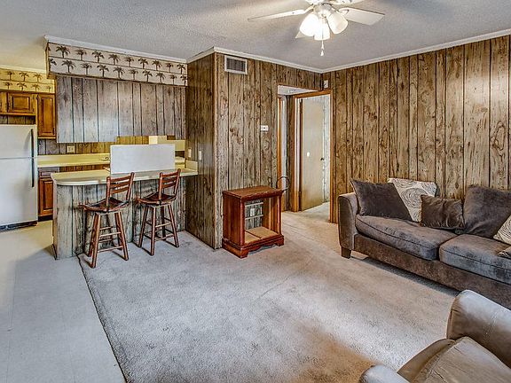 5th image of 192 N Cities Service Hwy APT 8