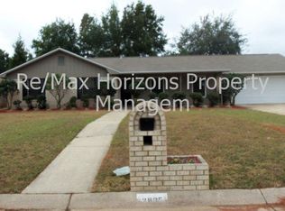 3805 Hidden Oak Dr, Pensacola, FL 32504