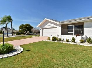 1521 Danbury Dr, Sun City Center, FL 33573