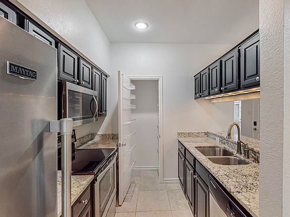 3rd image of 6220 Bentwood Trl APT 802