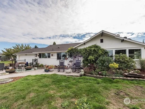 100 Victoria View Street, Sequim, WA 98382