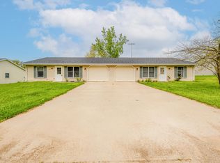 6145 Aubill Dr, Eau Claire, MI 49111