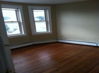 60 Penn St APT 3, Providence, RI 02909