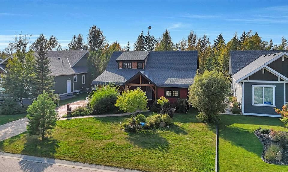 1st image of 460 E Summer Cres