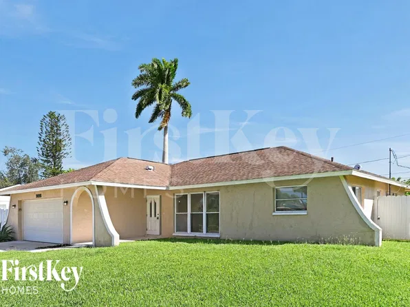 2698 44th Ter SW, Naples, FL 34116