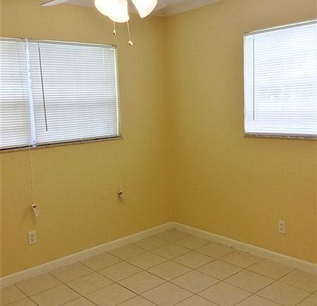 5th image of 2420 NW 183rd St