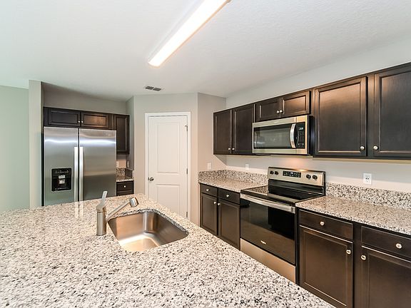 4th image of 9148 Joannes Way