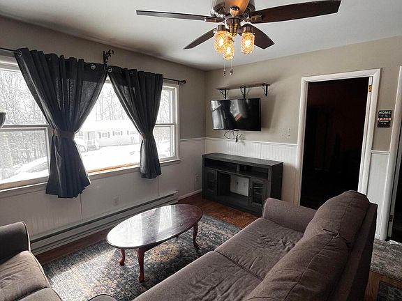 4th image of 33 Alpine Rd