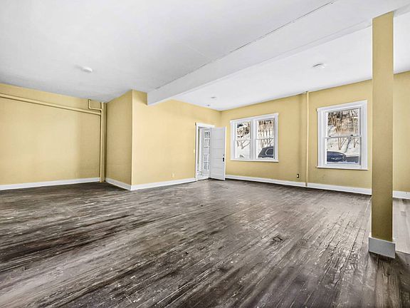 5th image of 68 Brook St
