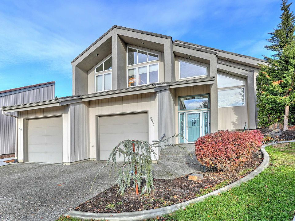 1st image of 2032 S Parkwood Cir
