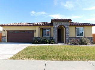 2069 Coffee Creek Way, Plumas Lake, CA 95961