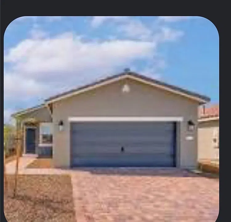 6718 Violet Cascade Ave