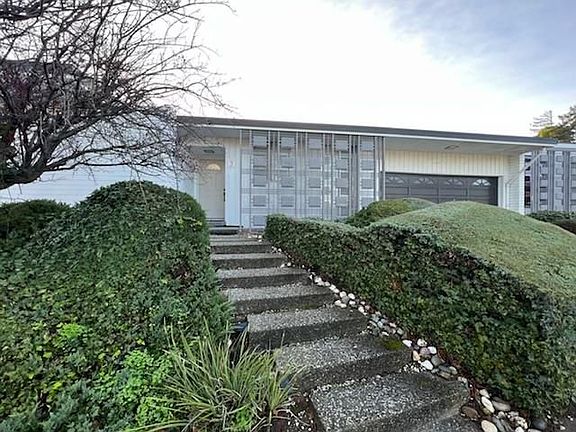 2nd image of 2115 Trousdale Dr