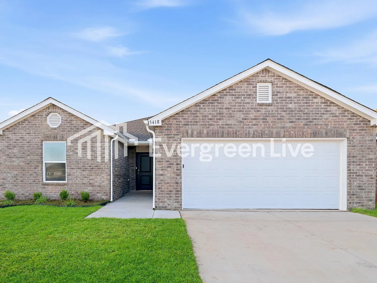 3 bed, 2.0 bath, 1472 sqft, $1,410 — Photo 1