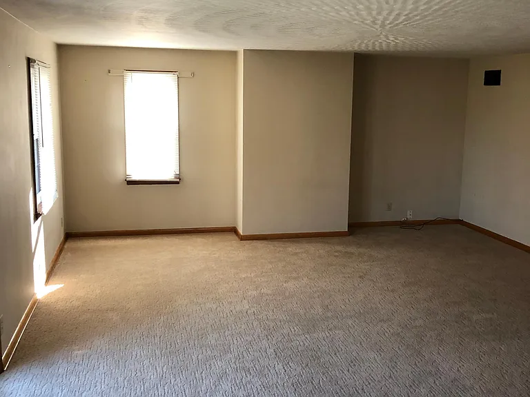 879 Genesee Ave NE #2 — Photo 7